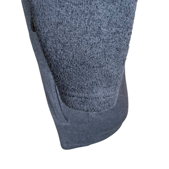 Disney Parks Men's Grey 1/4 Zip Pilled Pullover Sweater Small Walt Disney World - Picture 6 of 8